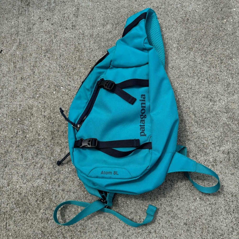 Patagonia Atom 8L Sling Bag Backpack Crossbody Day Travel Hiking Outdoor 48260